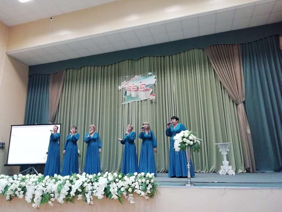 В Коминтерновском районе поздравили представителей сферы торговли и предпринимательства