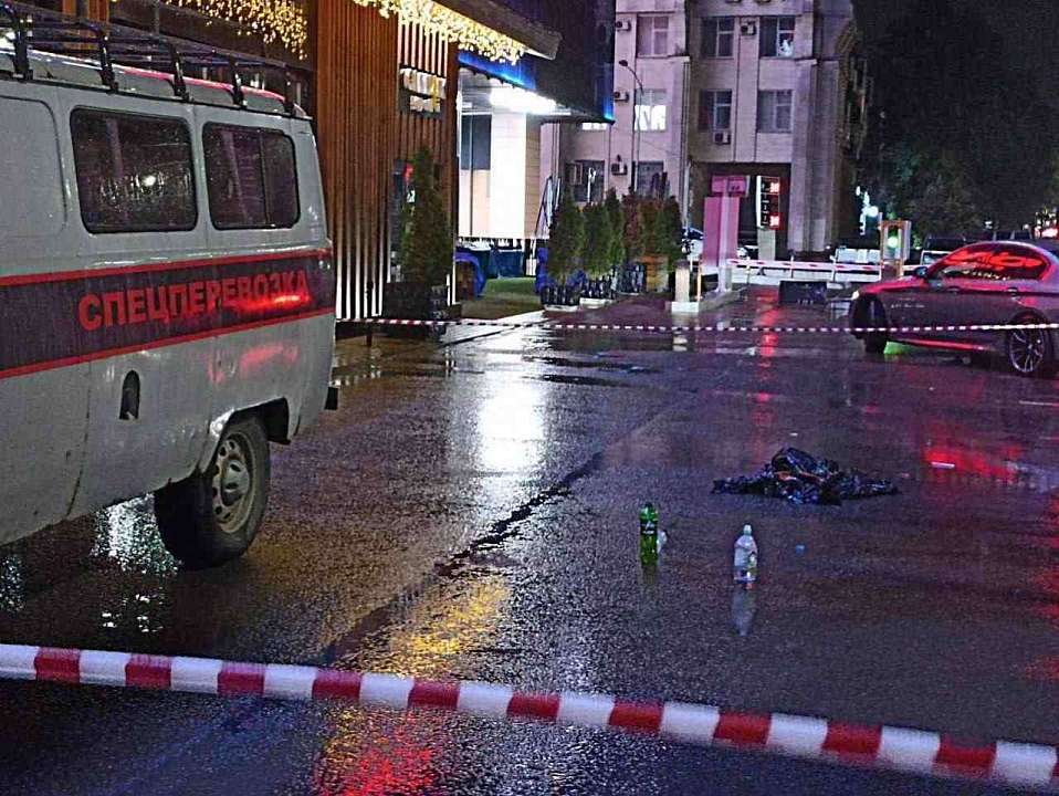 После убийства человека в центре Воронежа следователи возбудили уголовное дело
