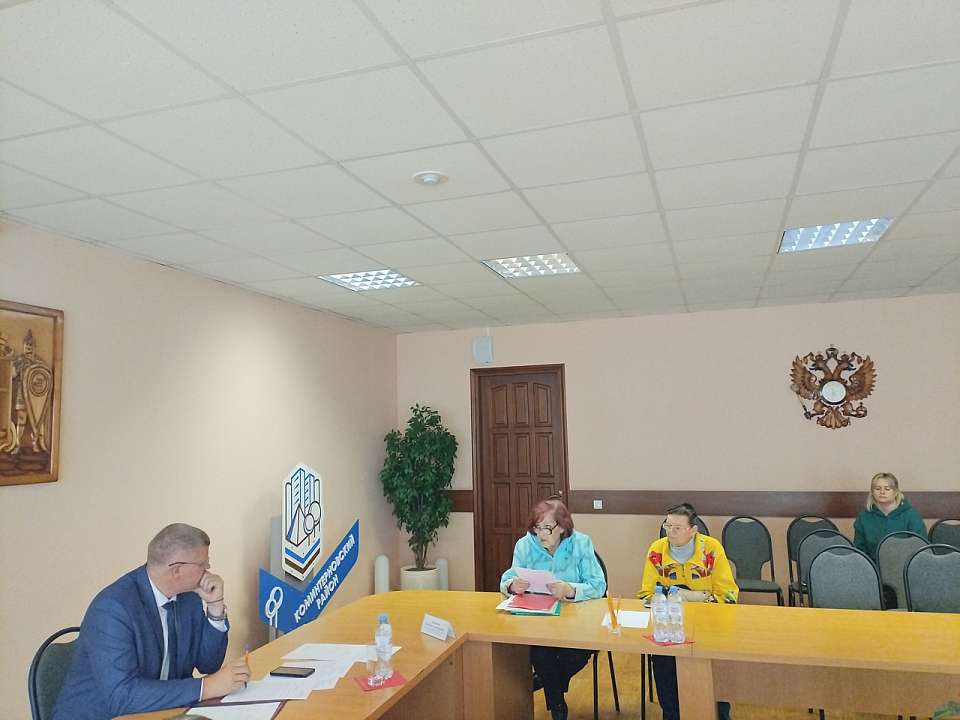 В Коминтерновском районе прошел прием граждан по личным вопросам