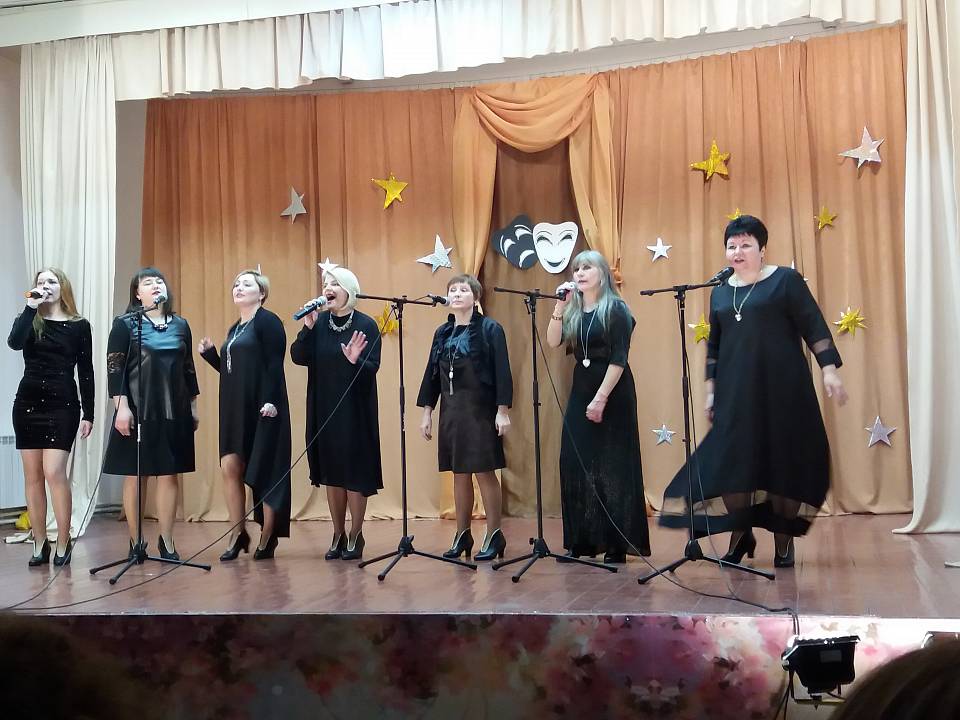                         Жители микрорайона Подгорное побывали  «в гостях у Мельпомены»