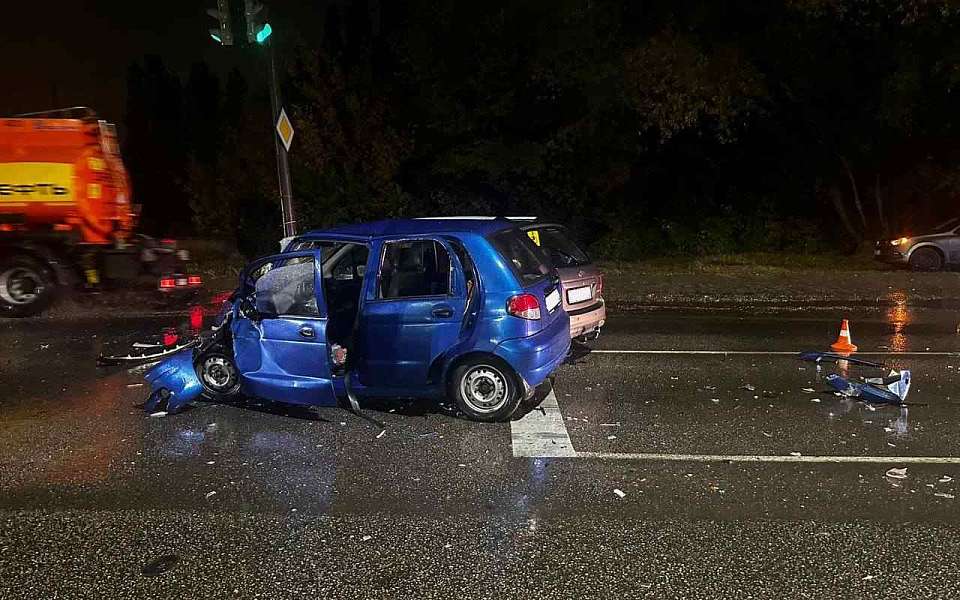Погибла автомобилистка после массового ДТП с автобусом и фурой в Воронеже