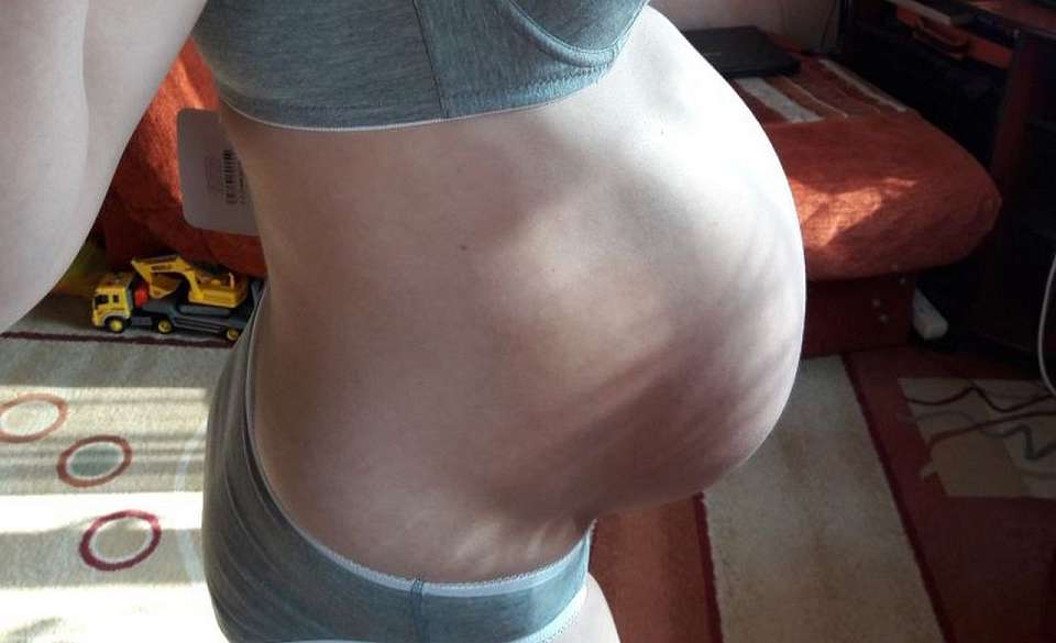 Критерии для выплаты 100 тысяч рублей беременным учащимся определили в Воронежской области