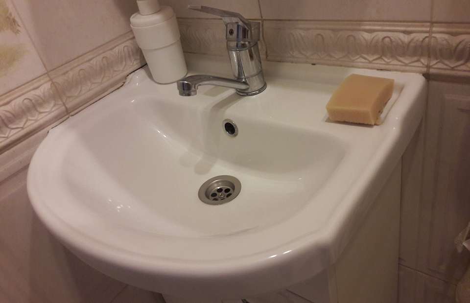 Без воды в 30-градусную жару остались жители 16 улиц и переулков Воронежа