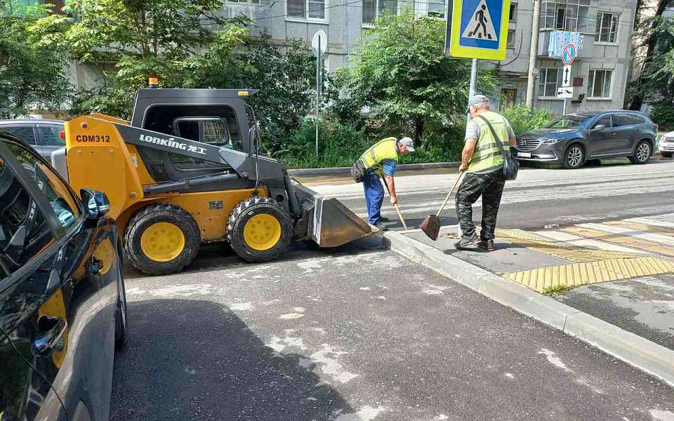 В Ленинском районе продолжается работа по созданию комфортной городской среды