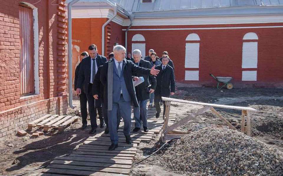 Ускорить реставрационные работы на исторических объектах региона потребовал воронежский губернатор
