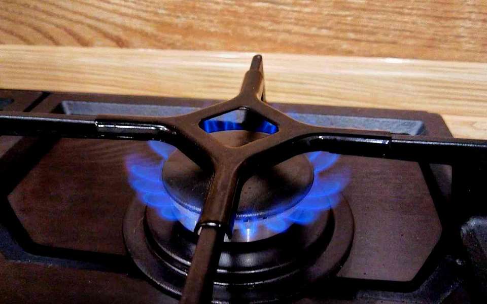 Оставшимся без газа из-за удара молнии воронежцам обещали вернуть газ вечером