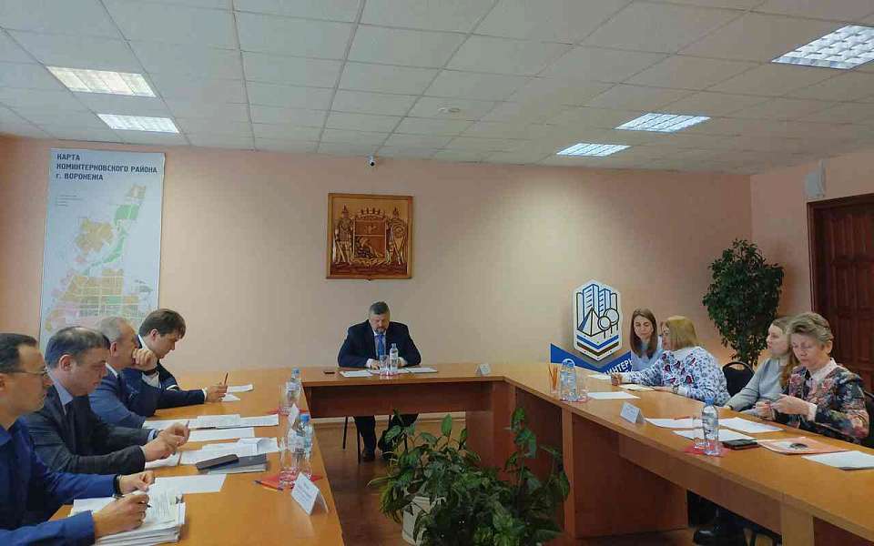 В Коминтерновском районе прием граждан провел региональный министр