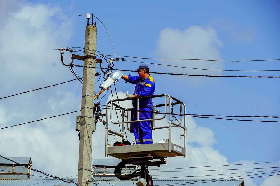 На случай непогоды 182 аварийные бригады подготовили воронежские энергетики