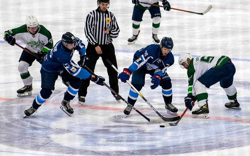 В первенстве НМХЛ снова сыграют две команды из Воронежской области