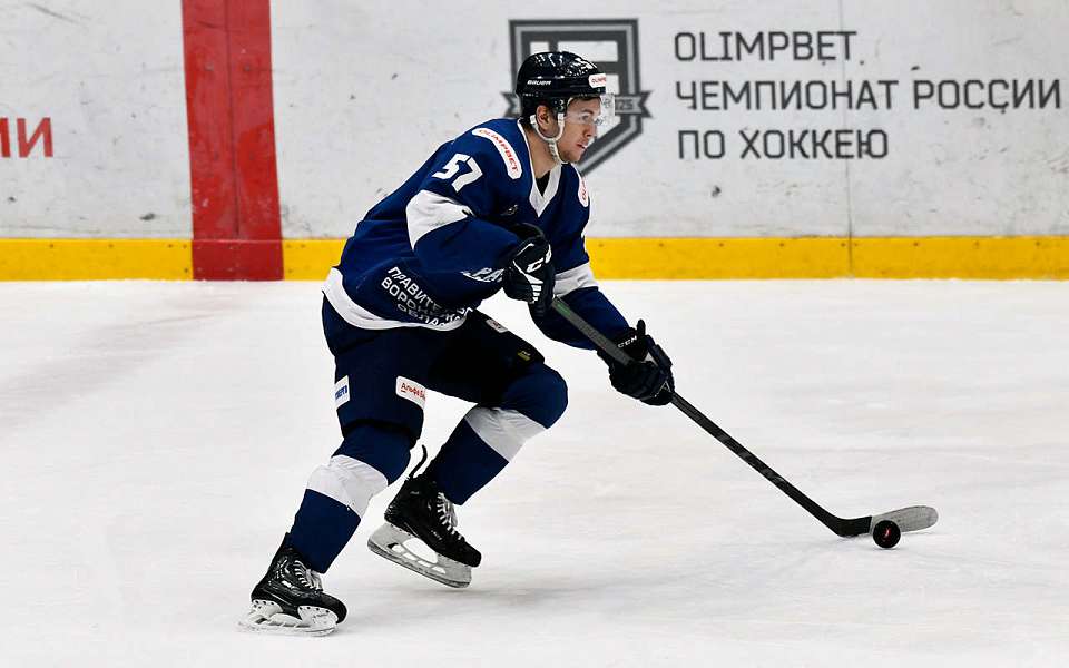 ВХЛ отметила защитника воронежского «Бурана» Марка Павликова