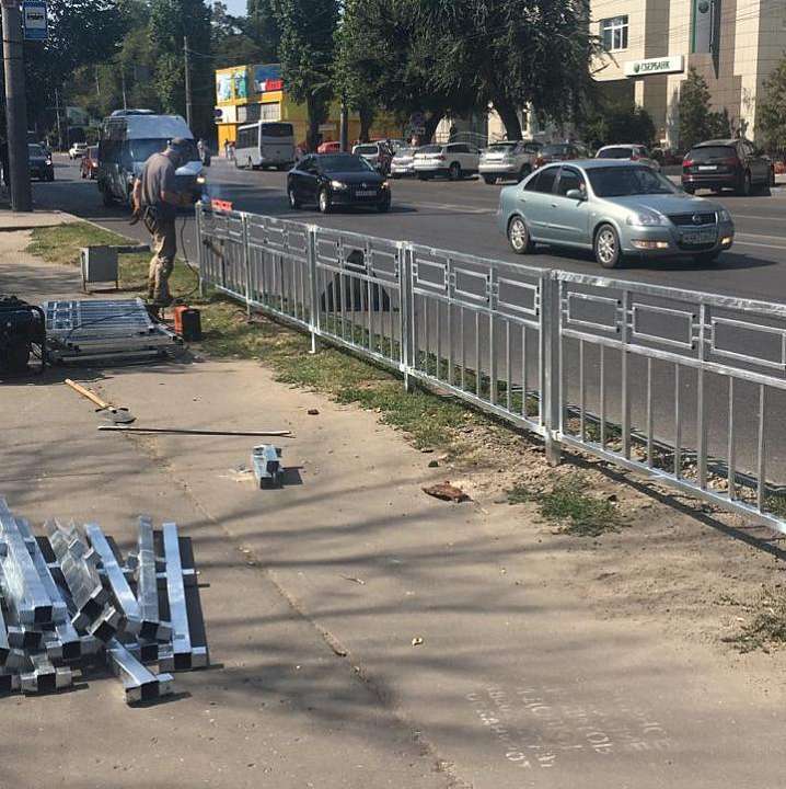 В Ленинском районе заботятся о пешеходах