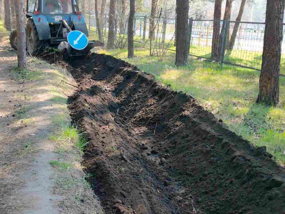 В Советском районе идет подготовка территории к пожароопасному сезону 