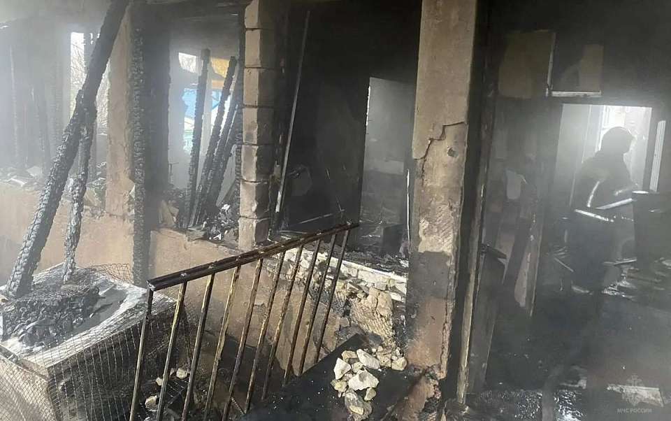 Пожар в Воронеже: погиб 66-летний мужчина, опубликованы фото с места происшествия