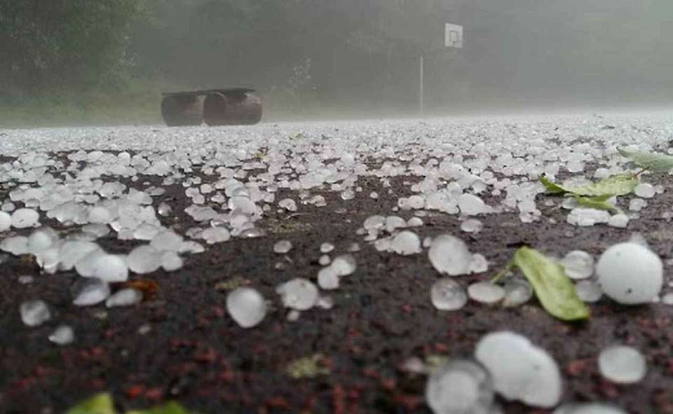 Под Воронежем более 250 домов повредил сильный град