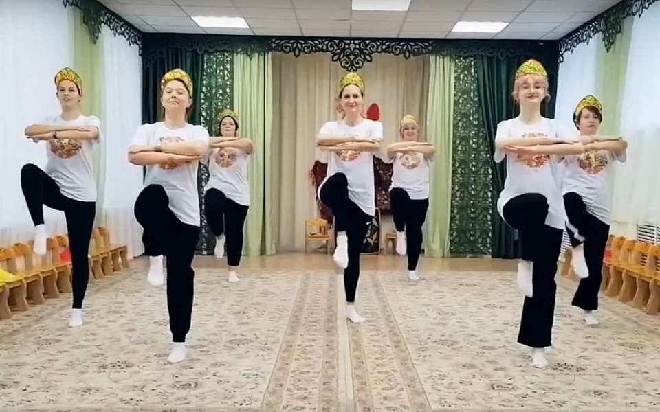 В Железнодорожном районе прошел онлайн-флешмоб «Танец чирлидиров»