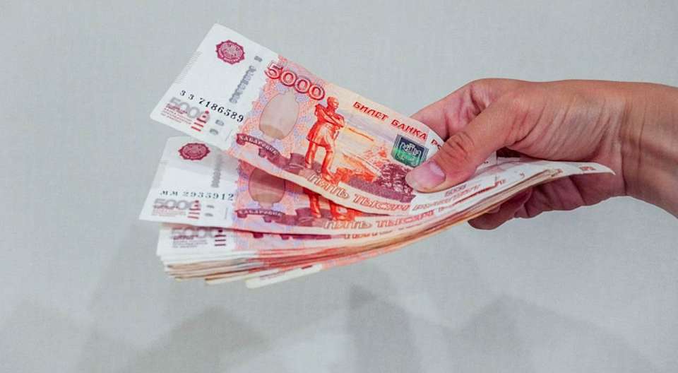 Замдиректора воронежской спортшколы оштрафовали на 3 млн за взятку и вымогательство