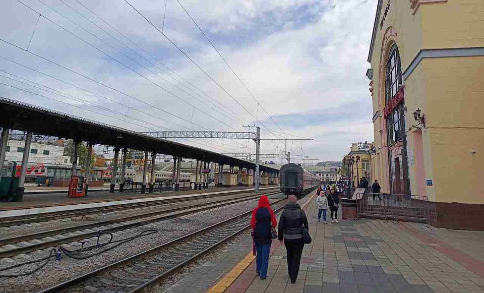 Из-за тамбовского схода вагонов задерживают ещё 2 поезда, следующих через Воронежскую область