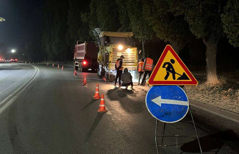 Старое дорожное покрытие меняют на новое в районах Воронежа