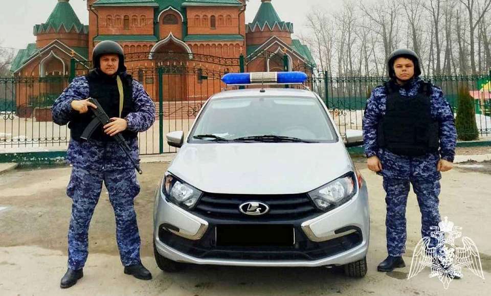 Воронежца, разгуливающего с винтовкой, задержали в райцентре под Воронежем