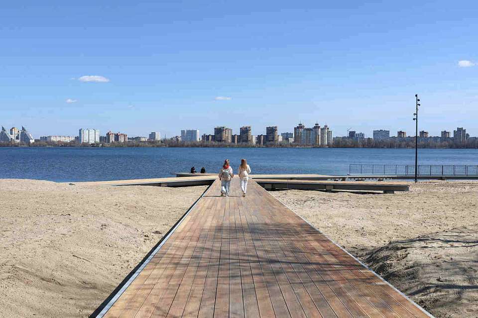 Когда откроется движение по участку набережной, рассказал мэр Воронежа