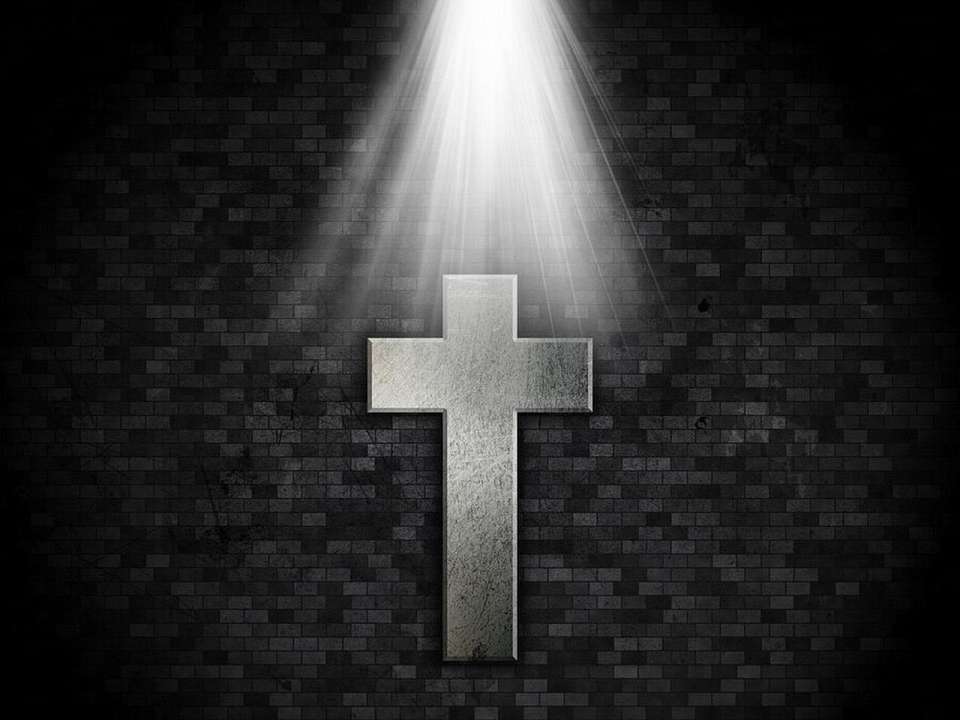 Воронеж, Пенза и Рыбинск оспаривают появление небесного креста над храмом