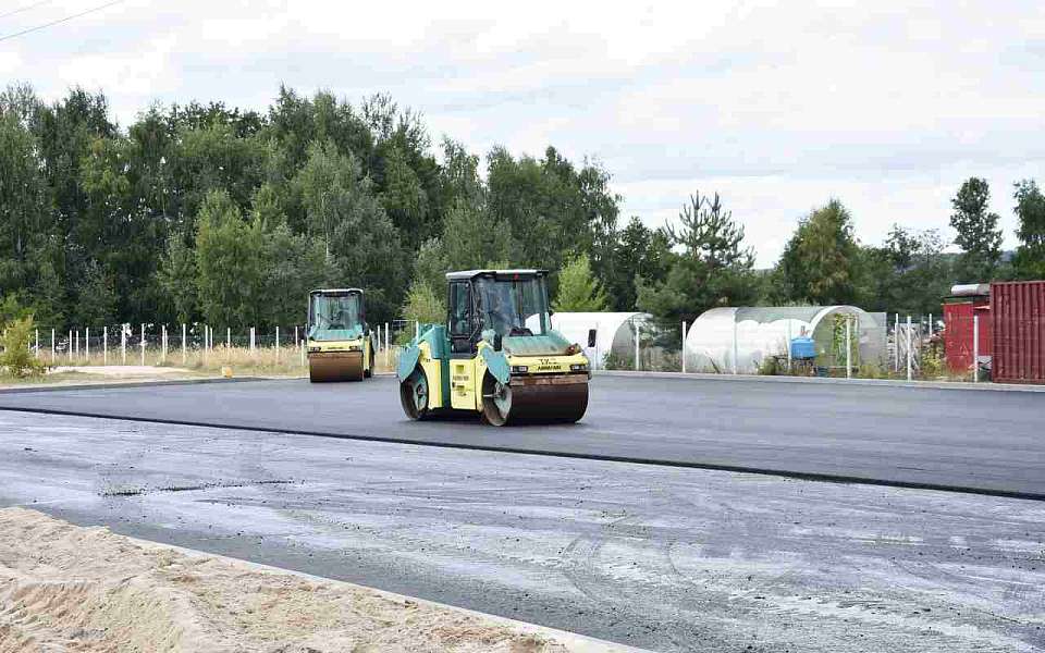 Как продвигаются работы на набережной Артамонова?