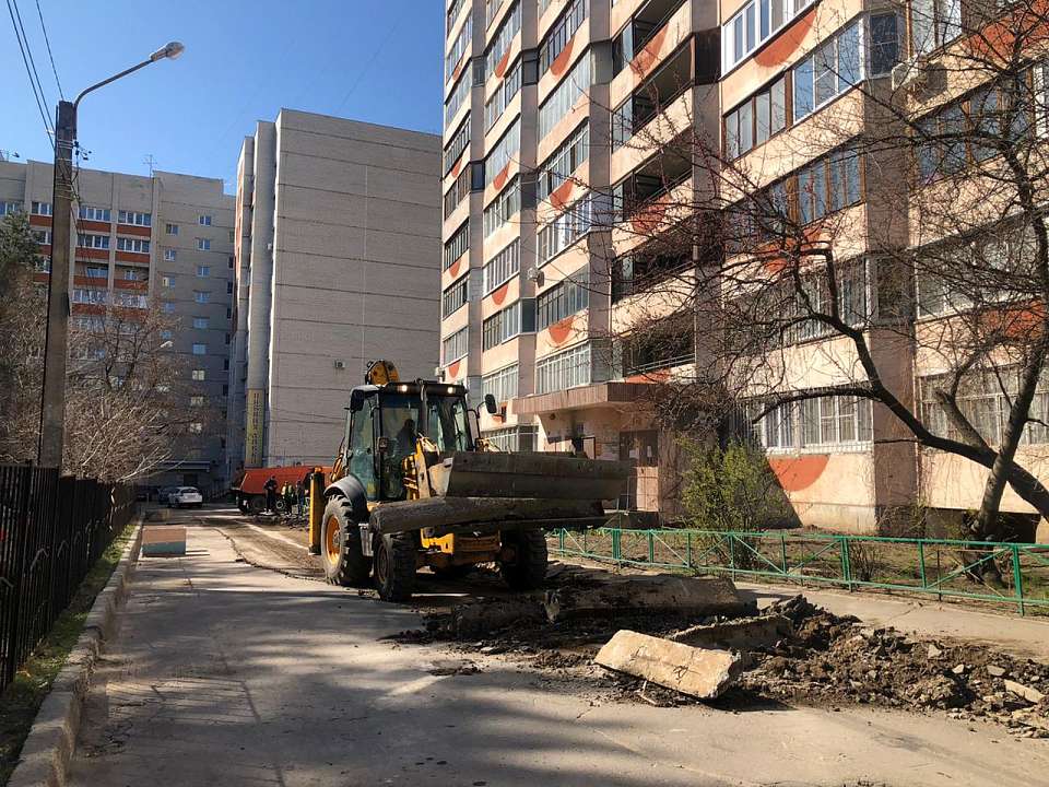 В Коминтеровском районе Воронежа отремонтируют 10 дворов за 50 млн рублей