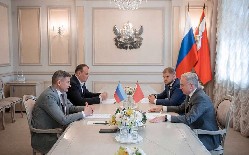 Делегацию ЛНР приняли в правительстве Воронежской области