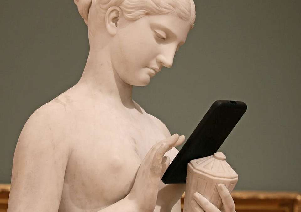 Все сбережения воронежской воспитательницы детского сада перекочевали к мошенникам