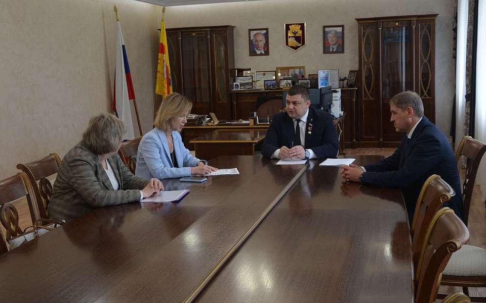 Вопросы льготного питания воронежских школьников рассмотрели на совещании у спикера гордумы