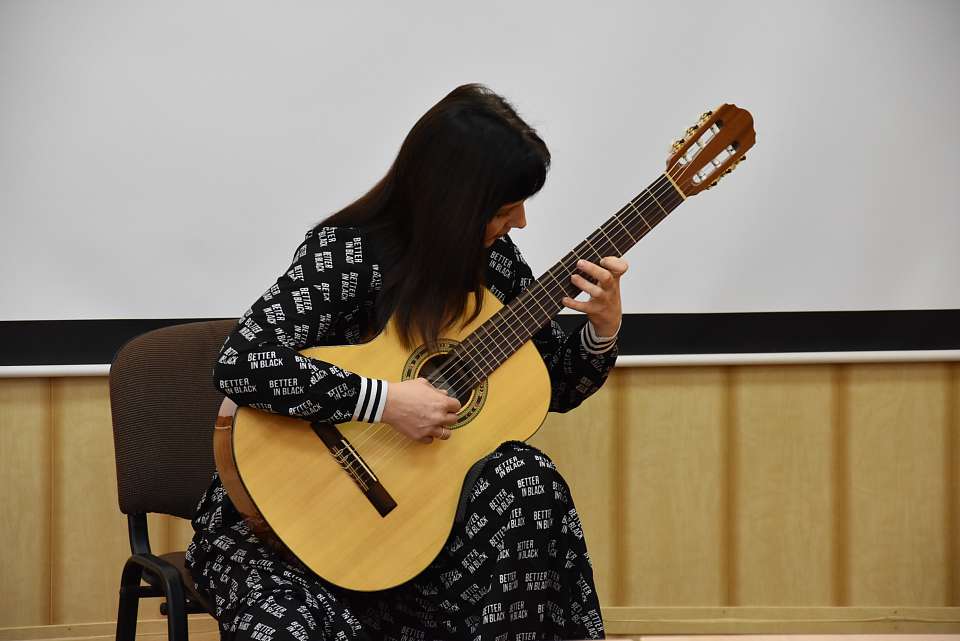 В Железнодорожном районе поздравили работников культуры