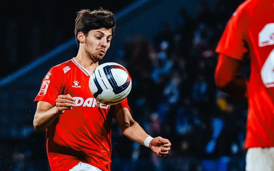 Николай Гиоргобиани признан болельщиками воронежского «Факела» лучшим игроком октября