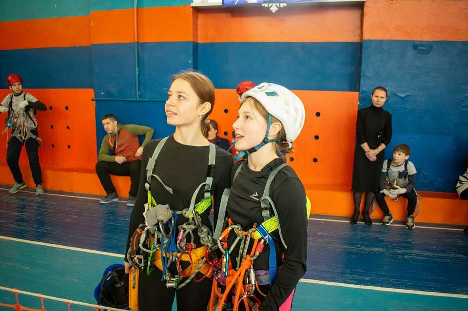 Учащиеся Центрального района приняли участие в соревнованиях по спортивному туризму