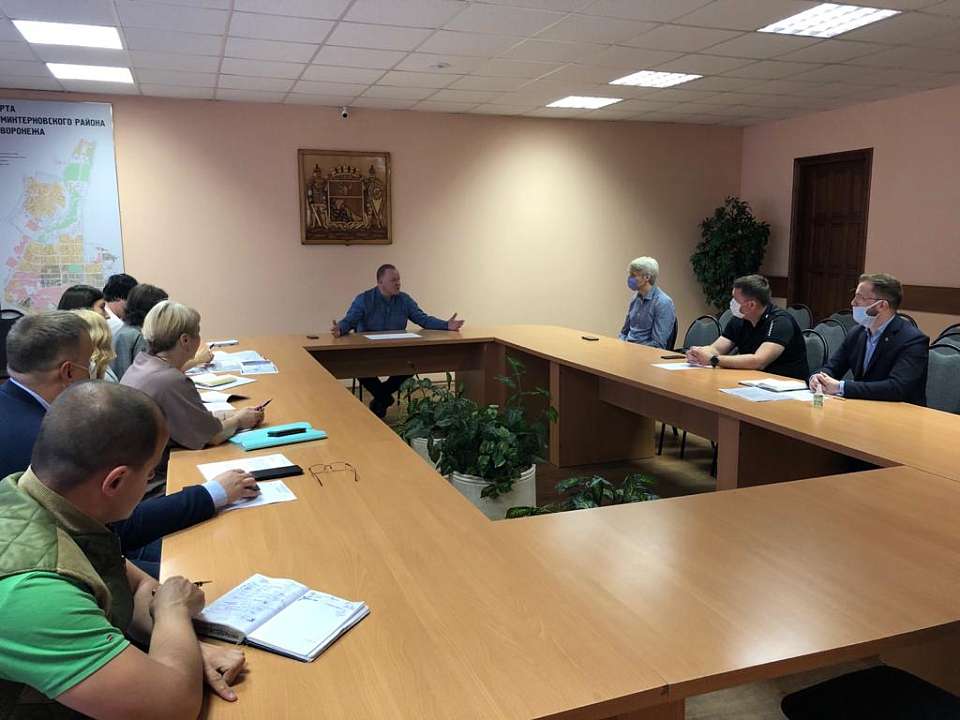 Конфликт вокруг озера Круглое вынудил Коминтерновскую управу Воронежа обратиться к правоохранителям  