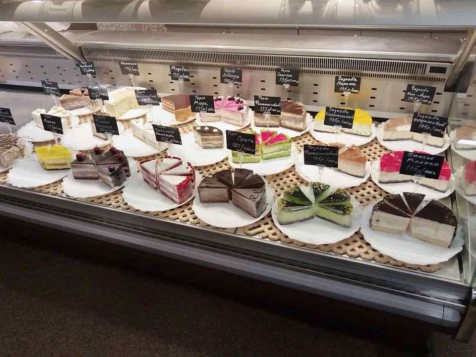 Производство тортов и пирожных в Воронежской области упало почти в два раза