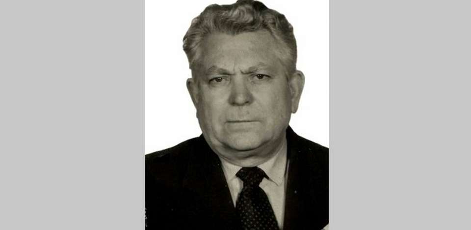 Мэр Воронежа Сергей Петрин поздравил с 98-летием Почетного гражданина Ивана Давыдова