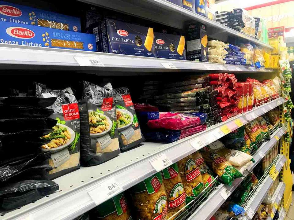 Цены на куриные яйца стали падать в Воронежской области