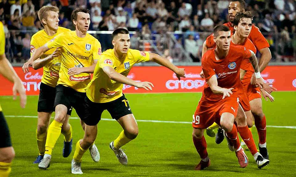 Футболисты «Кристалла-МЭЗТ» победили в Воронеже муромчан