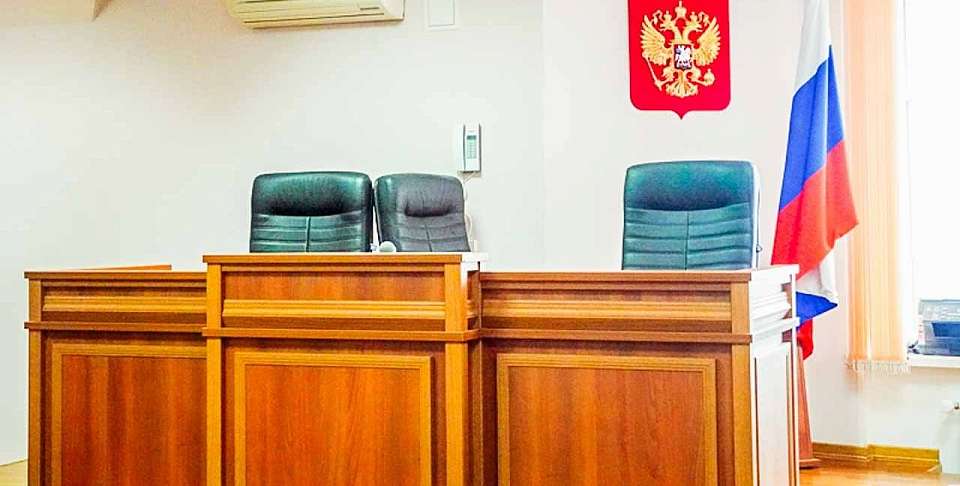 Приговор воронежскому экс-полицейскому после избиения женщины суд отменил