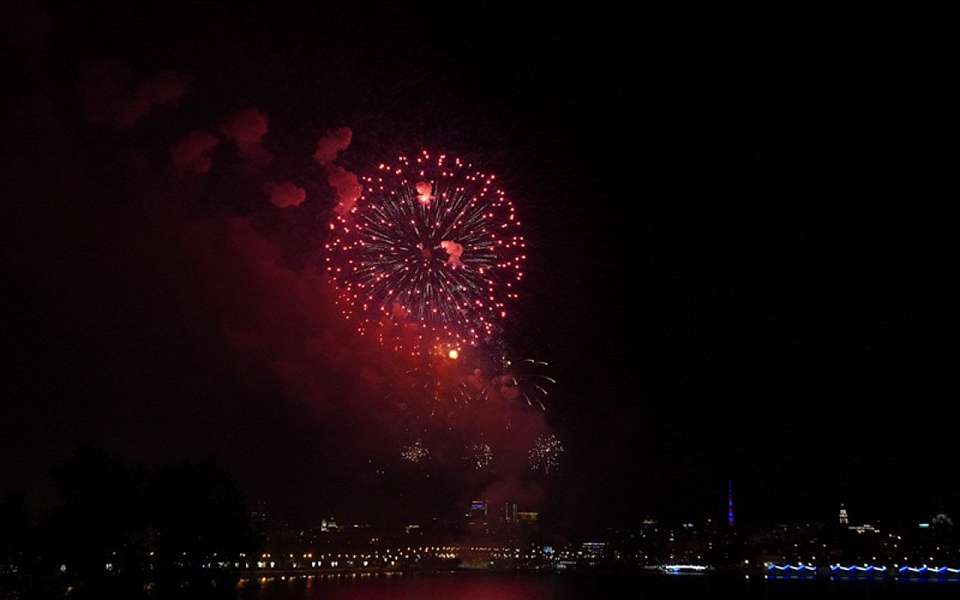 Салют на День Победы за 1,5 млн рублей отменили в Воронеже