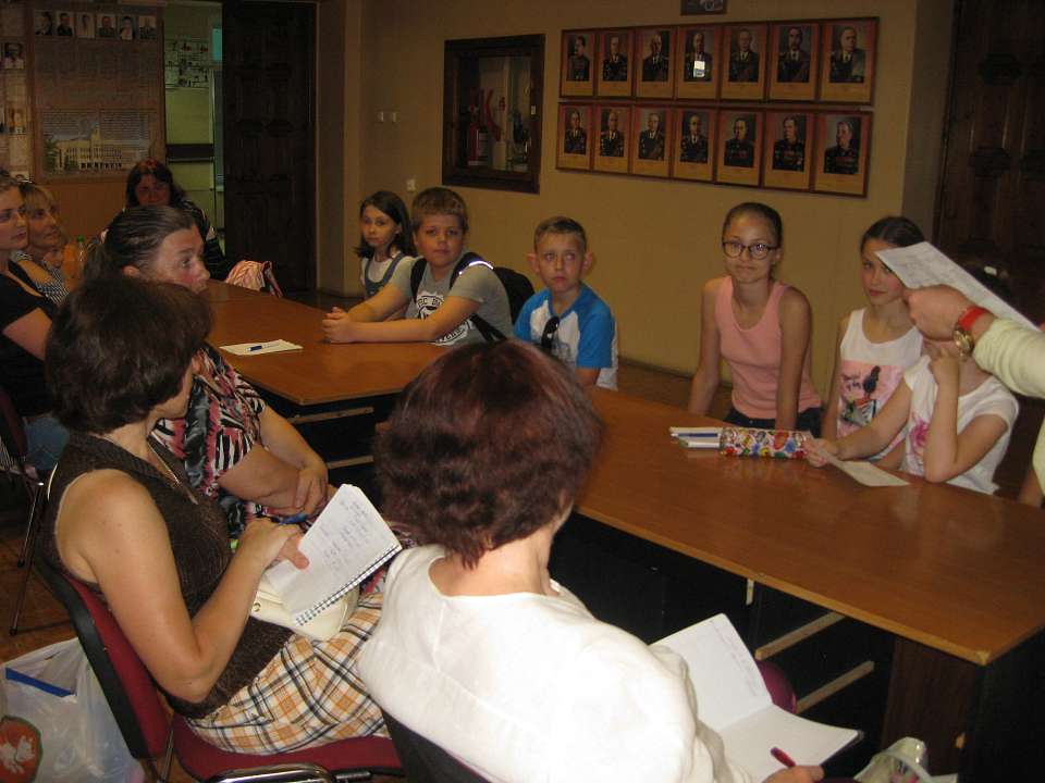 В Коминтерновском районе опекунов и попечителей проинструктировали об отдыхе в каникулярное время