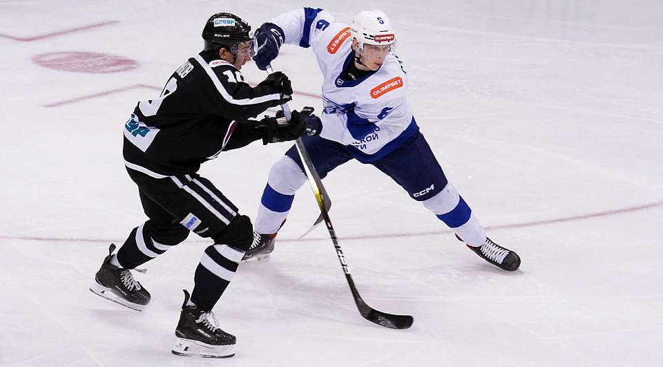 Хоккеисты воронежского «Бурана» победой в Тюмени прервали серию поражений