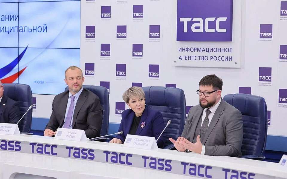 Воронежцы смогут принять участие в III Всероссийской муниципальной премии «Служение»