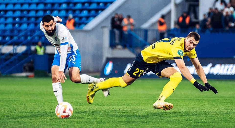 Воронежских болельщиков ждет донское дерби «Факел» – «Ростов»