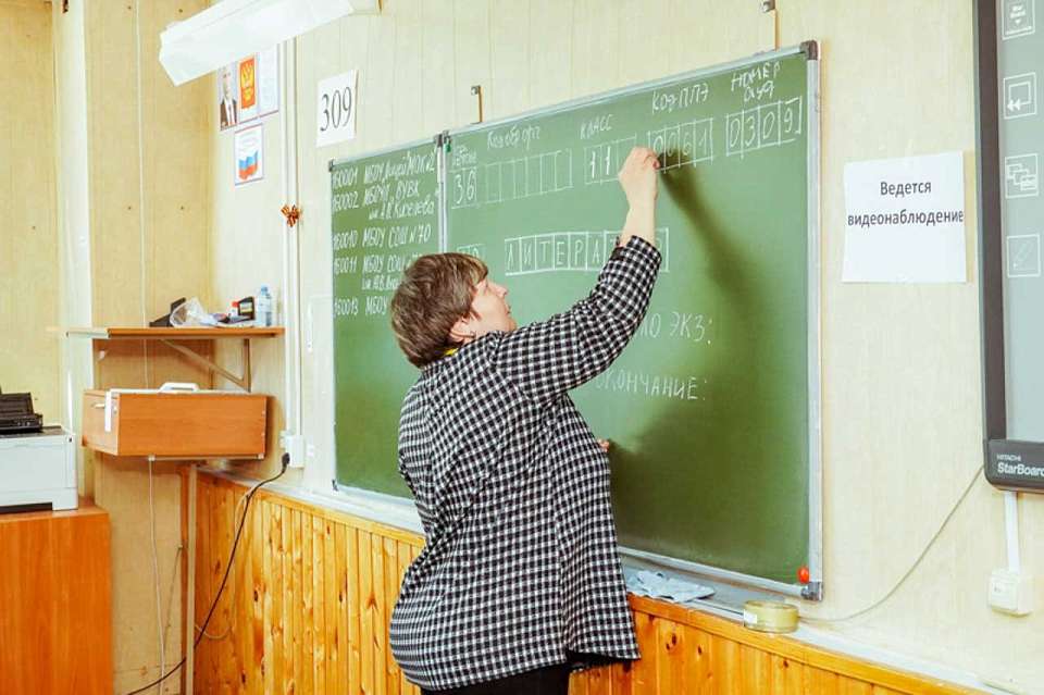 О продающих ответы на ОГЭ и ЕГЭ мошенниках рассказали воронежским школьникам