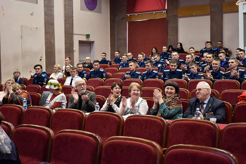 В Ленинском районе состоялся отборочный тур городского фестиваля «Защитники Отечества»