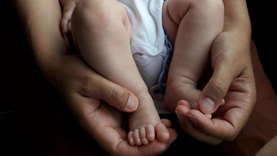 Ситуация с избитым малышом находится под личным контролем воронежского омбудсмена