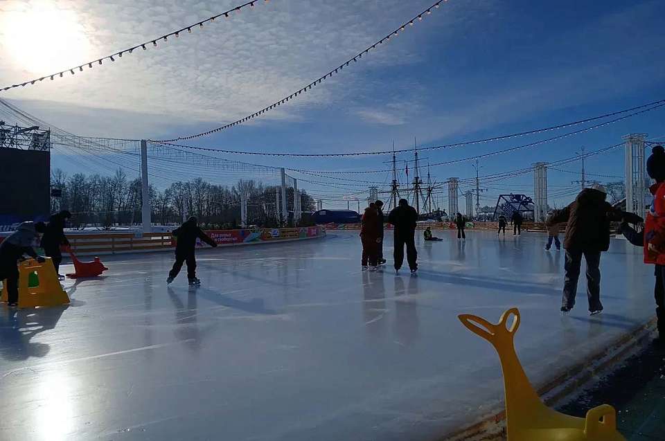 На бесплатные кинопоказы на Адмиралтейской площади приглашают воронежцев