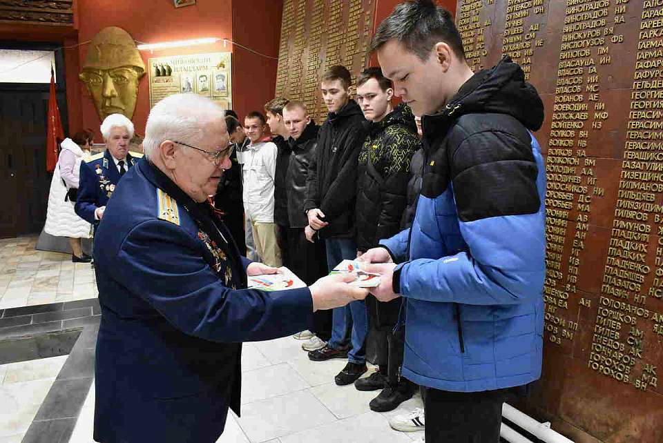 В Ленинском районе прошел День призывника