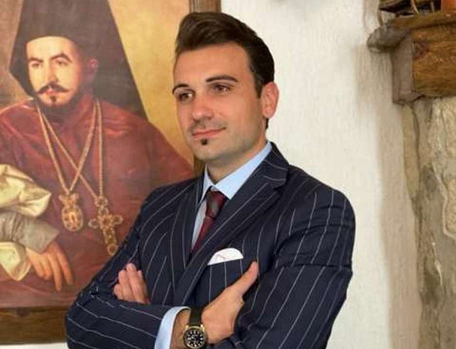 От должности посла Черногории в РФ отказался житель Воронежа Милош Радинович